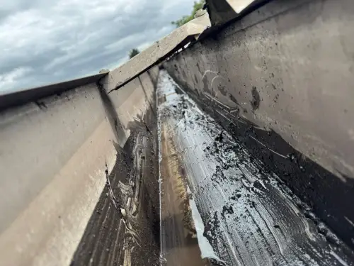 Click Here To Enlarge This Photo Of Warehouse Roof , Cladding and Gutter Clean